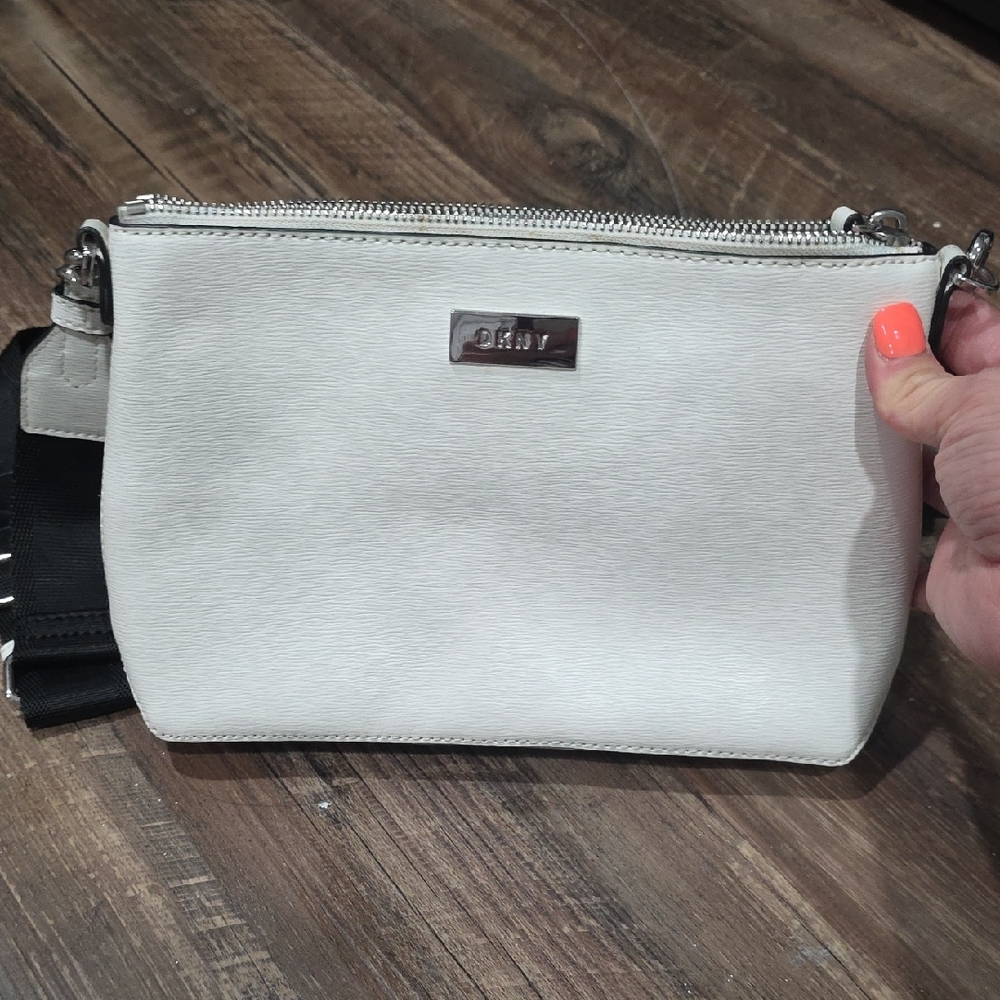 Dkny White Crossbody Bag with Minimalist Design